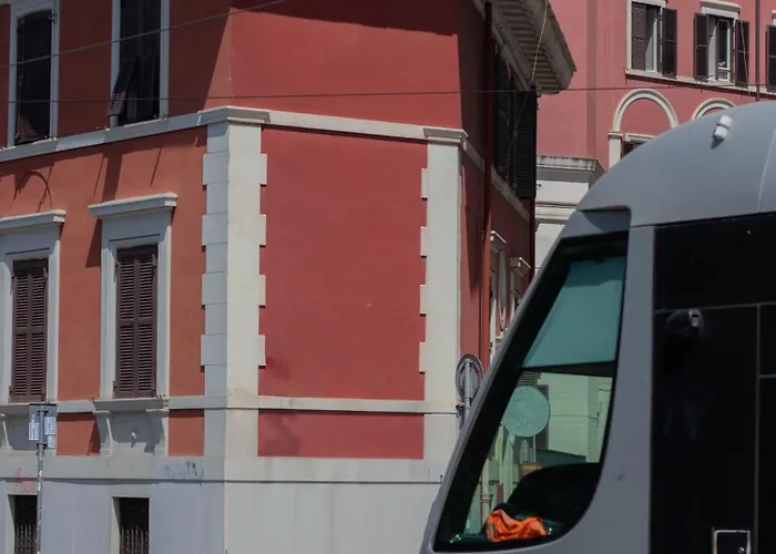 Iside At Colosseum -2 Bedrooms 2 Bathrooms * Rome
